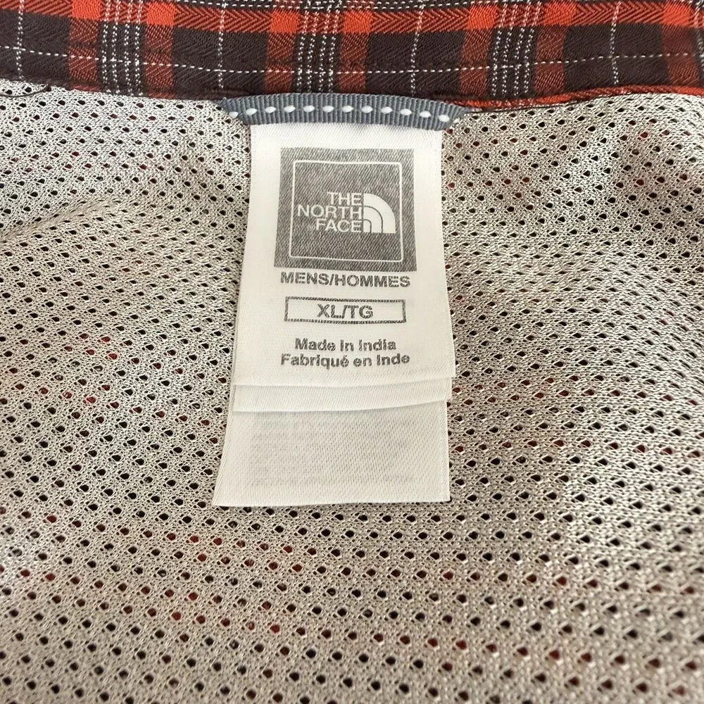 The North Face Shirt Men’s Size XL Plaid Red Hiking Button Up Long Sleeve